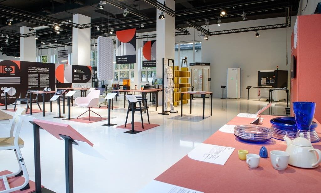 Dobry Wzór 2023 to wystawa pokonkursowa i retrospektywa.