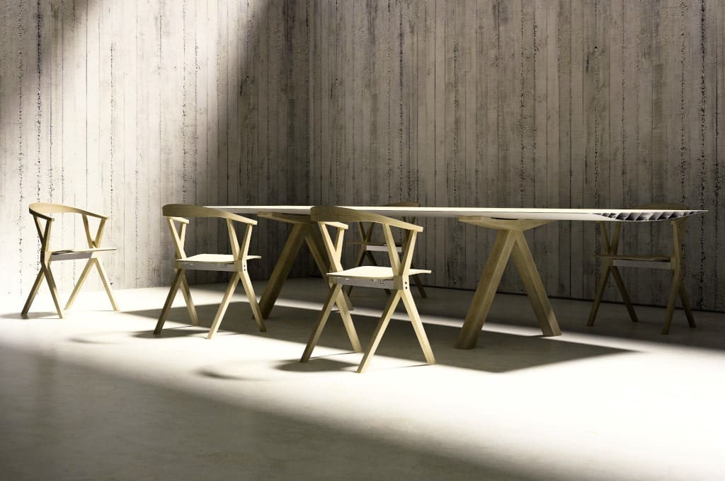 Stół „B”, prod. BD Barcelona Design, powstał przy współpracy z inżynierami konstrukcji metalowych.