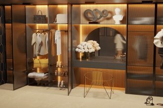 Rejs garderoba ogólne zdjęcie