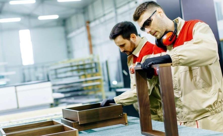 III kwartał 2023 roku niewiele zmienił w polskiej branży meblarskiej.