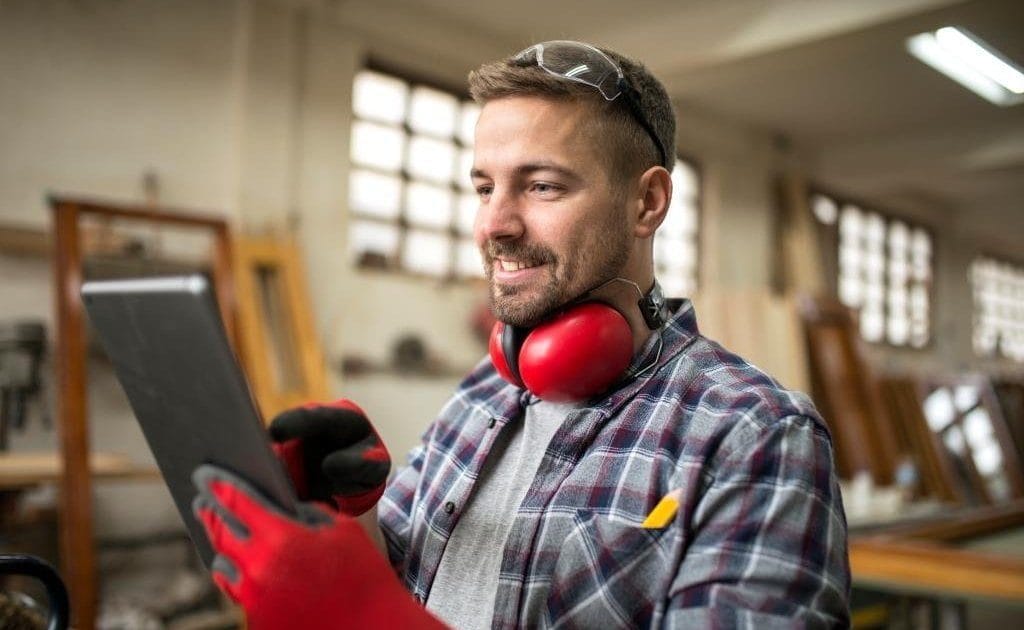 GUS przedstawił korektę wyniki branży meblarskiej w Polsce.