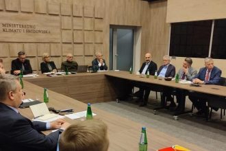 Gospodarzem pierwszego spotkania z przedstawicielami przemysłu drzewnego było Ministerstwo Klimatu i Środowiska.