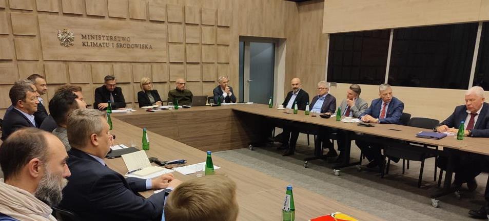 Gospodarzem pierwszego spotkania z przedstawicielami przemysłu drzewnego było Ministerstwo Klimatu i Środowiska.