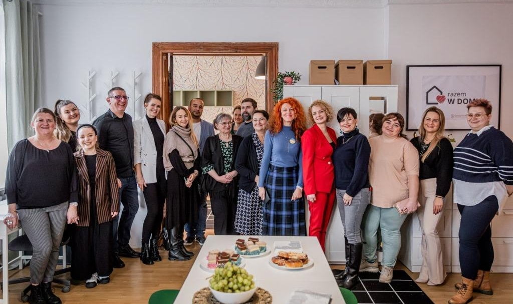 Razem W DOMU - IKEA Poznań i Stowarzyszenia Inicjatyw Społecznych łączą siły i pomagają osobom w kryzysie uchodźczym z Ukrainy.