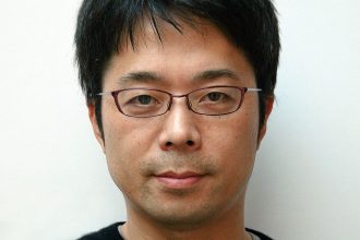 Tokujin Yoshioka.