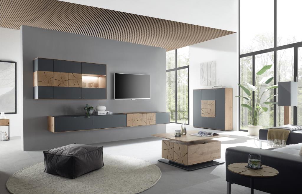 Co eksportować do Niemiec? Jakie meble? Przytulnego charakteru wnętrzu doda mix takich surowców i materiałów, jak: drewno dębowe, fronty z matowego szkła w kolorze antracytowym i plastry drewniane z drewna słojowanego. Wszystkie tego typu elementy przyciągają wzrok.