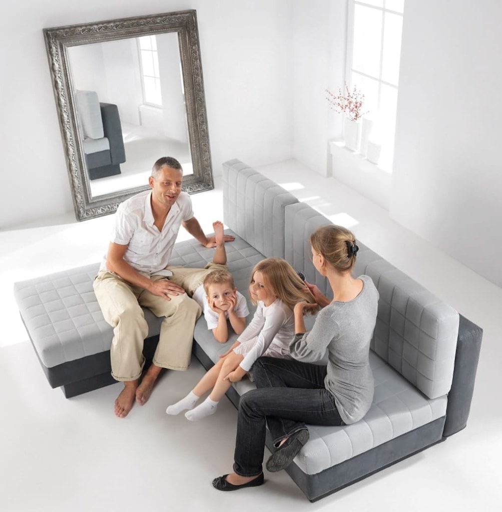 Nowoczesna sofa „Creatio” (prod. Komplet Plus) jest elegancka i funkcjonalna. Sprawdzi się nie tylko w minimalistycznych wnętrzach.