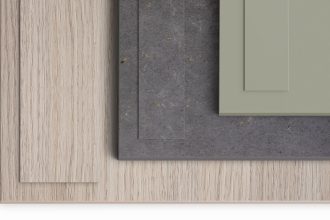 REHAU przygotował idealne dopasowania obrzeży do nowej kolekcji EGGER Decorstive 24+