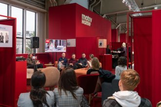 Motiv Home spotkanie z projektantami, prowadzenie Anna Domin na targach Meble Polska 2024