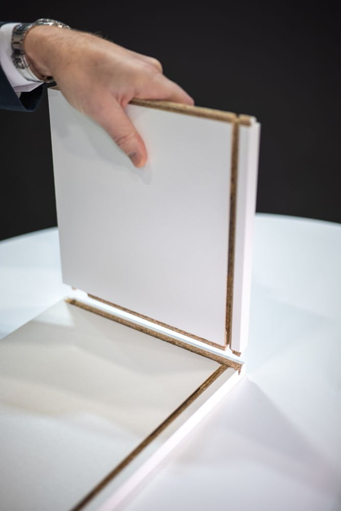 System Core umożliwiający prosty montaż mebli na kliknięcie.