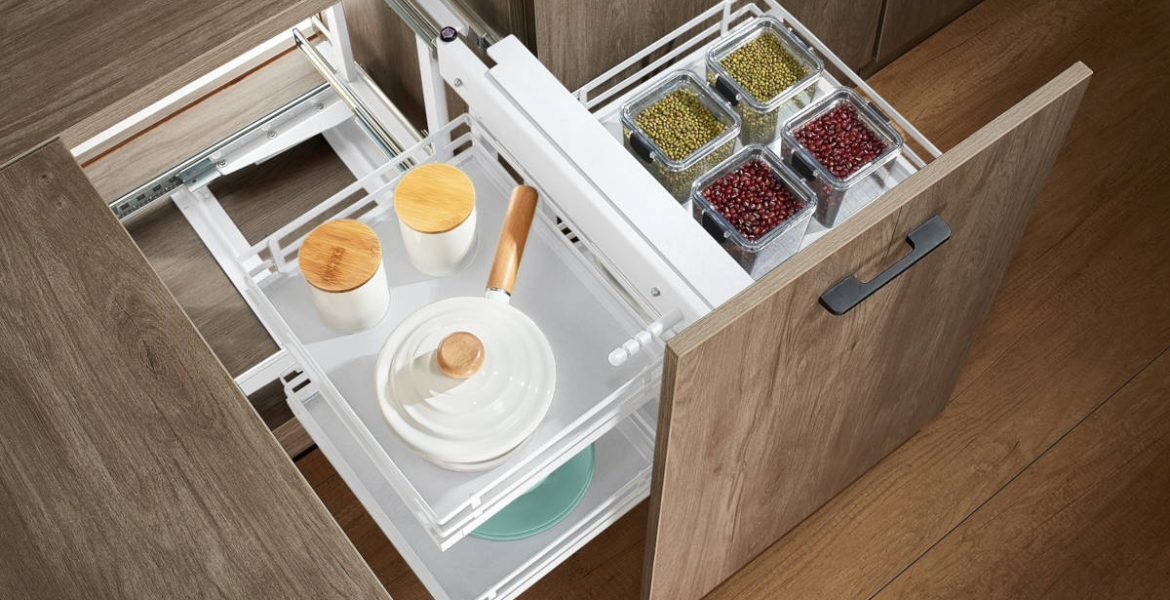 AMIX - biały corner w brązowej szafce