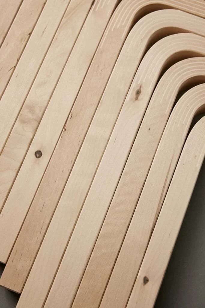 Stool 60 Villi, proj. Formafantasma, prod. Artek. Fot. Mikko Ryhänen.