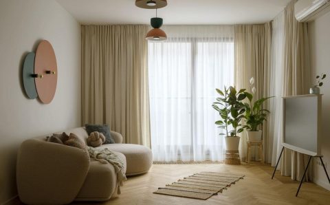 Pastelowe wnętrze na Powiślu, projekt Jacka Tryca.