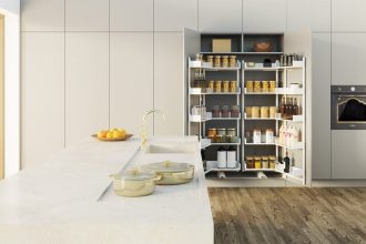 REJS - cargo Maxi Space Duo PURO w białej kuchni