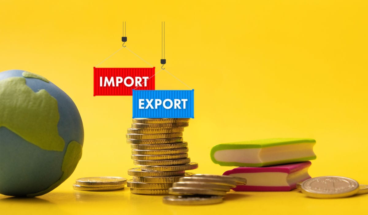 ECDF - grafika z monetami na żółtym tle