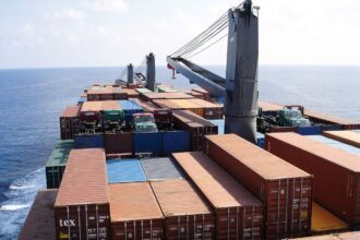 Wśród klientów firmy Fracht FWO Polska są m.in. importerzy mebli z Chin, Indonezji i Indii, jak również polscy producenci mebli i artykułów wystroju wnętrz.