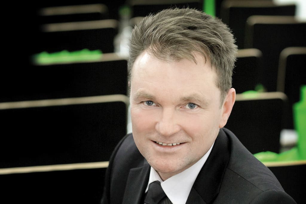 Gabriel Oczoś, dyrektor w firmie Classic Veneer.