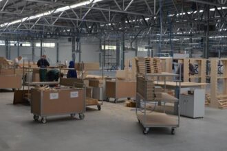 Odbicie w branży meblarskiej w drugiej połowie 2024 roku, powrót na stabilną ścieżkę wzrostów w 2025 roku.