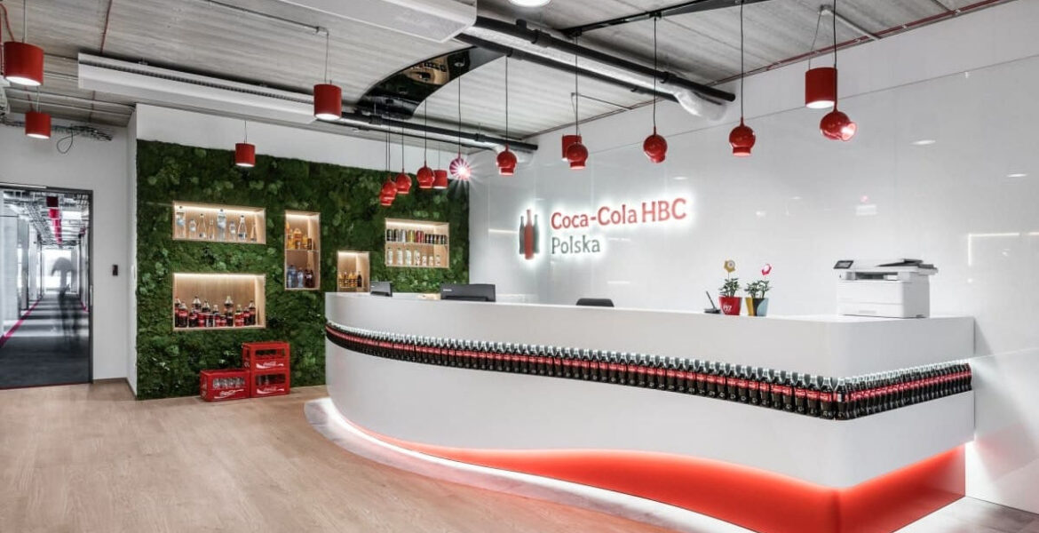 biuro-coca-cola-hbc-warszawa-1-miesiecznik-i-portal-branzy-meblarskiej-biznes-meble-pl-HBC