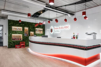 biuro-coca-cola-hbc-warszawa-1-miesiecznik-i-portal-branzy-meblarskiej-biznes-meble-pl-HBC