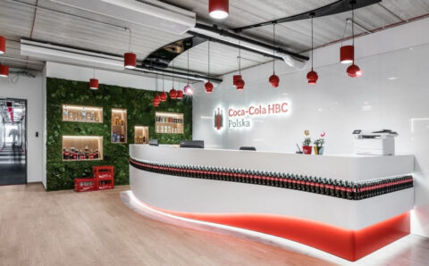 biuro-coca-cola-hbc-warszawa-1-miesiecznik-i-portal-branzy-meblarskiej-biznes-meble-pl-HBC