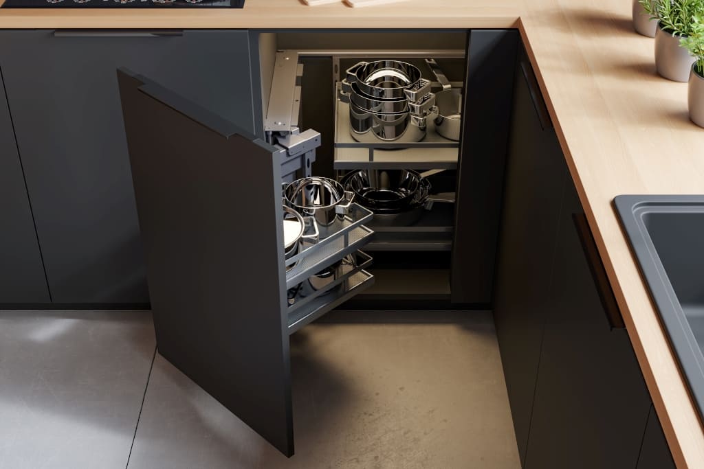 Kosze typu corner z serii Movix Pro od GTV pozwalają maksymalnie zoptymalizować trudno dostępne miejsca, czyli narożniki kuchenne.