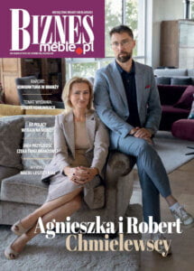 Okładka miesięcznika BIZNES.meble.pl - wydanie wrzesień 2024. Na okładce: Agnieszka i Robert Chmielewscy. Fot. Natalia Kwiecińska.