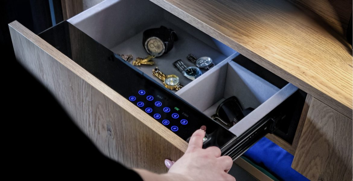 Sevroll - wnętrze sejfu Royal