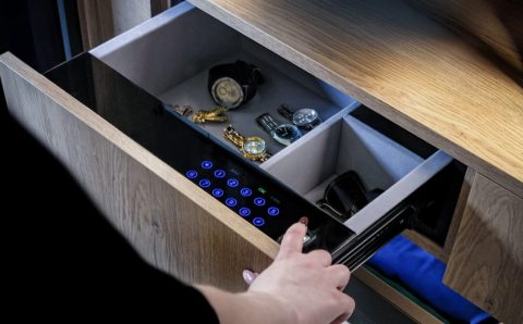 Sevroll - wnętrze sejfu Royal