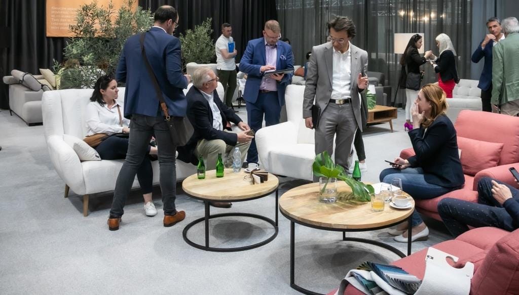 Najnowsze dane GUS zaskoczyły wszystkich, branża meblarska nie kryje zdziwienia.