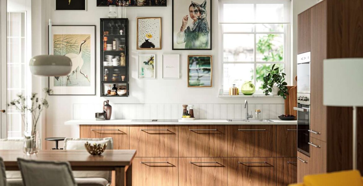 Nowoczesne meble kuchenne IKEA METOD z frontami TISTORP, brązowy/imitacja orzecha.