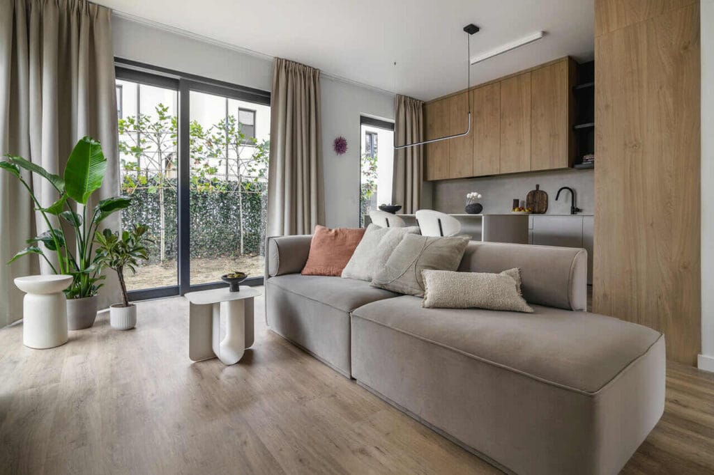 Przestrzeń dzienna w stylu slow life. Projekt: Decoroom, stylizacja: Maria Szymańska. Fot. Kamila Markiewicz-Lubańska, Wnętrza w obiektywie.