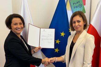 Od lewej: Edyta Demby-Siwek, prezeska Urzędu Patentowego RP i nowa wiceprezeska Aneta Stuleblak.