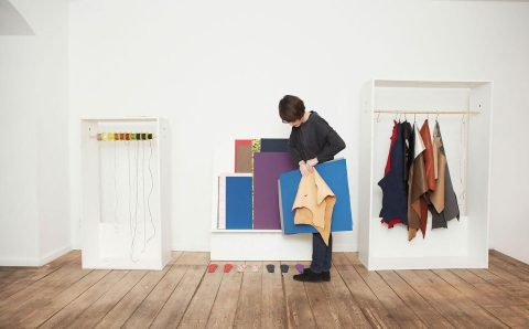 Heimtextil Trends 25/26 - Don’t Run – Beta, 2013. Fot. Eugenia Morpurgo. Materiały przed pocięciem na buty, proj. Juan Montero Valdez.