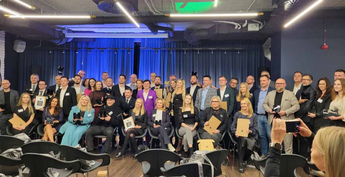 4 grudnia 2024 r. w klimatycznych wnętrzach hotelu Royal Tulip Warsaw Centre wręczone zostały nagrody Diament Meblarstwa 2025.