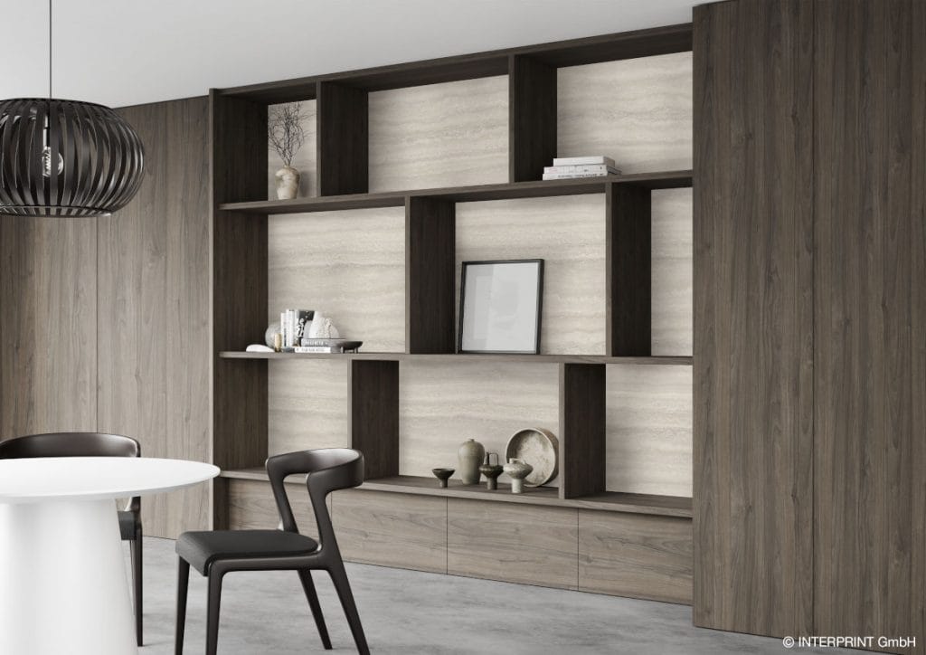 Interprint - dekor Lorenza Walnut i Romano Classico na meblościance w salonie