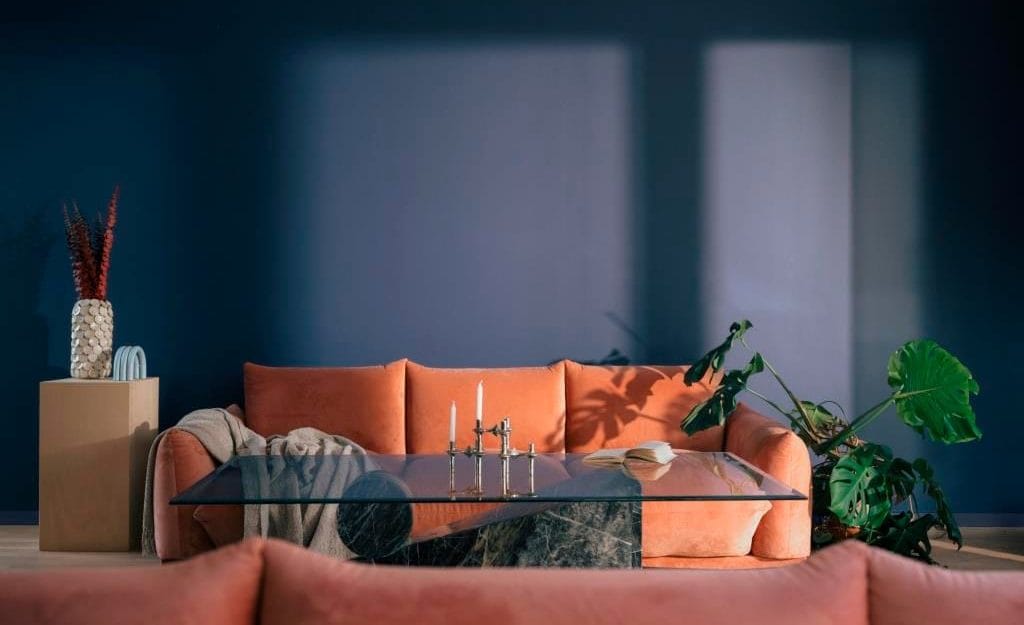 Nocturne, czyli Kolor Roku Tikkurila 2025.