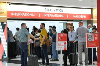 Targi MIFF 2025 rozmowy biznesowe.