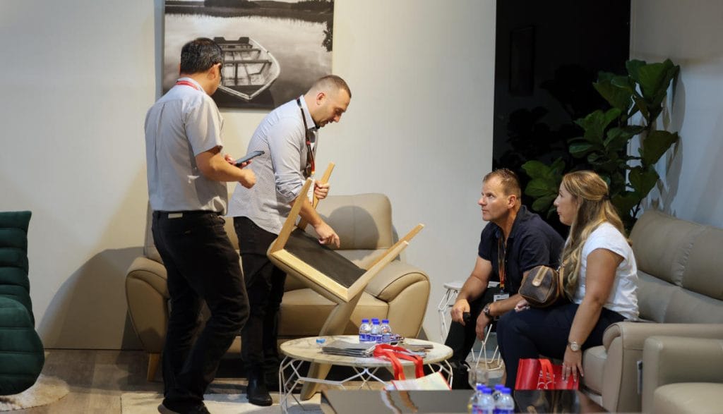 Targi MIFF 2025 rozmowy biznesowe.