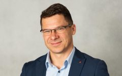 Waldemar Zawiślak, dyrektor sprzedaży w Egger Biskupiec.