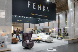 Stoisko firmy Feniks na targach Meble Polska 2025 w Poznaniu.