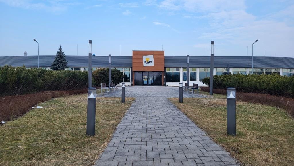 Fabryki Mebli FORTE z siedzibą w Ostrowi Mazowieckiej.