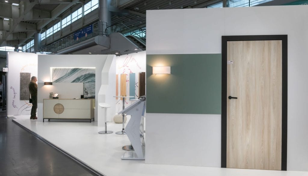 Stoisko Impress Decor na targach Meble Polska 2025. Firma prezentowała kolekcję I`m iFoil Express.