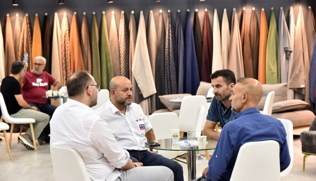 Targi Intermob 2025 - rozmowy handlowe.