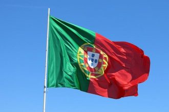 Flaga Portugalii. Fot. b1-foto.