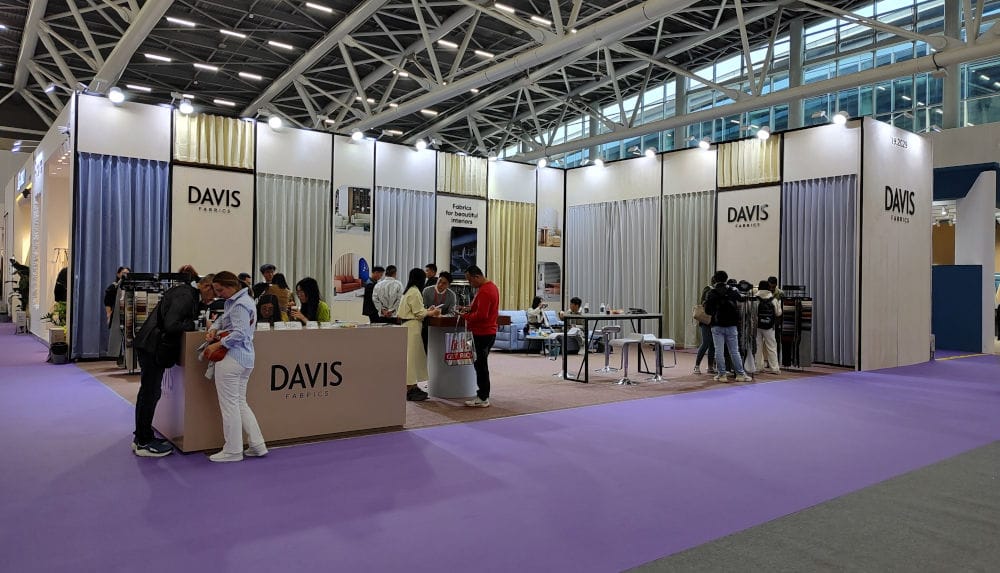Davis, jedna z nielicznych polskich marek obecnych na targach CIFF Guangzhou 2025, zaprezentowała swoje tkaniny w sektorze Homedecor & Hometextile.
