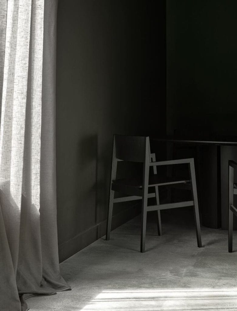 Krzesło Angle marki Koots. Fot. Tom Kurek.