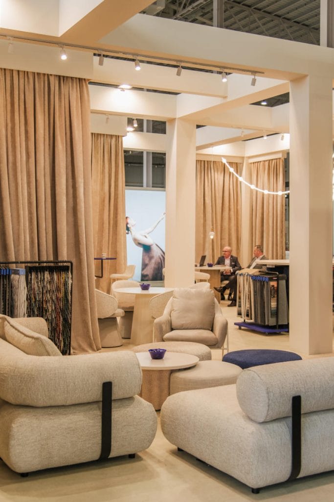 Lech Fabrics - stoisko na targach Meble Polska 2025 w Poznaniu