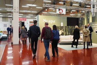 Zwiedzający podczas targów M.O.W. w Bad Salzuflen.