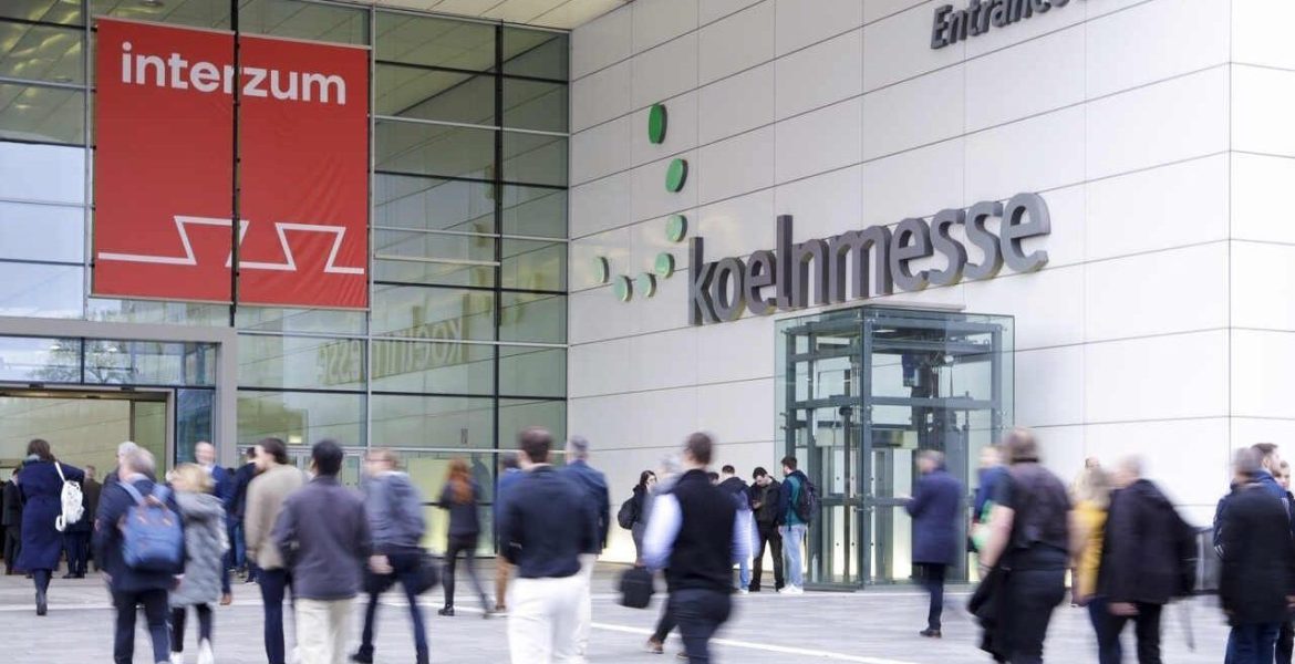 Wejście na interzum. Fot. Harald Fleissner / Koelnmesse.